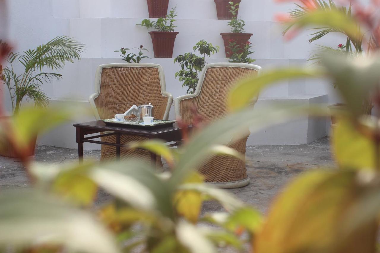 Doongri House Hotel Jaipur Exterior photo